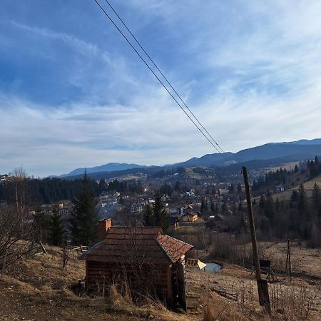 Приватна Садиба "Світлиця Гуцульщини" Vorokhta Exterior foto